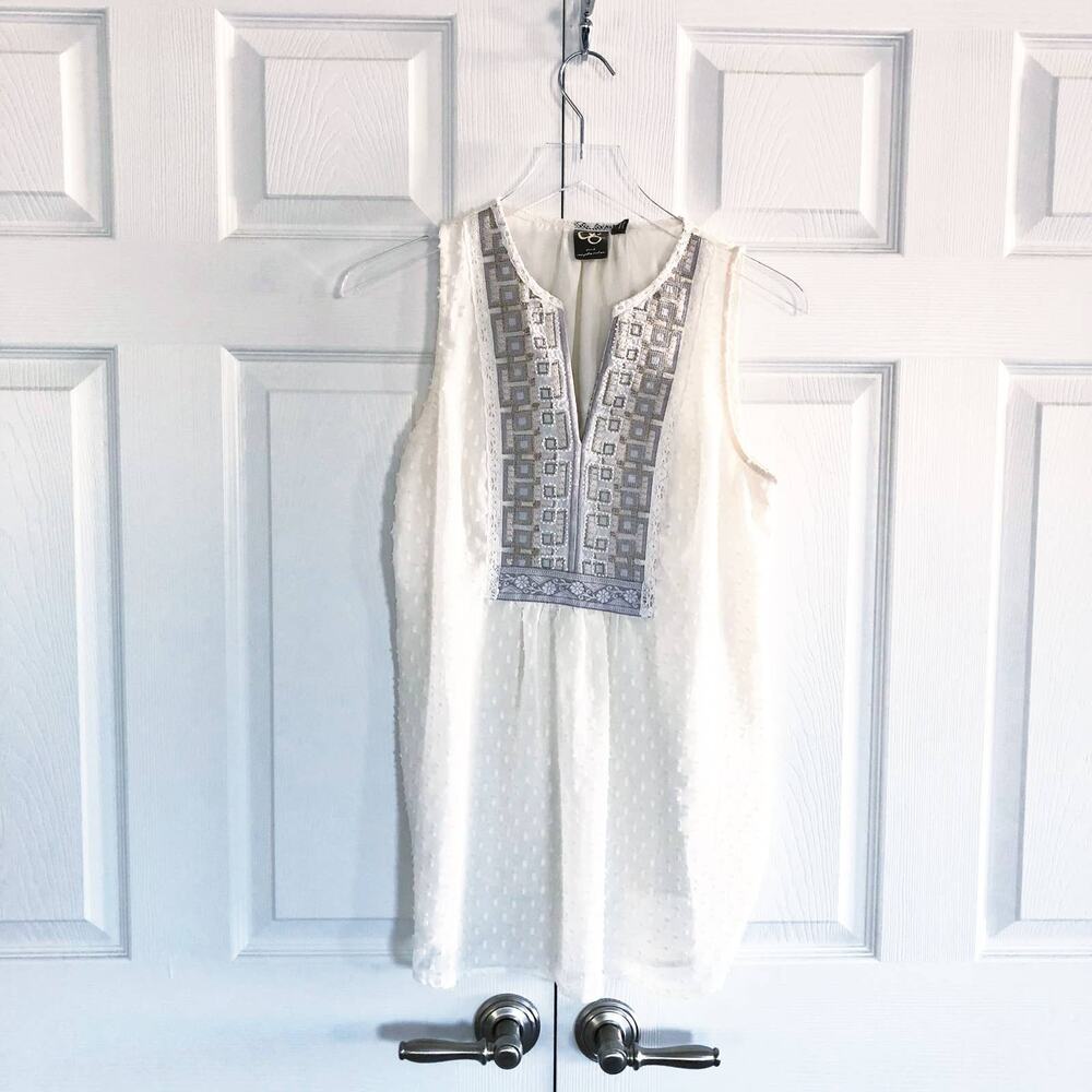 One September Anthropologie Pasto Ivory Swiss Dot Embroidered Sleeveless Blouse